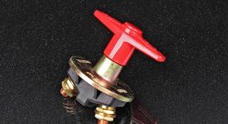 Выключатель массы АКБ 12V, 2-х контактн, с ключом флажкового типа