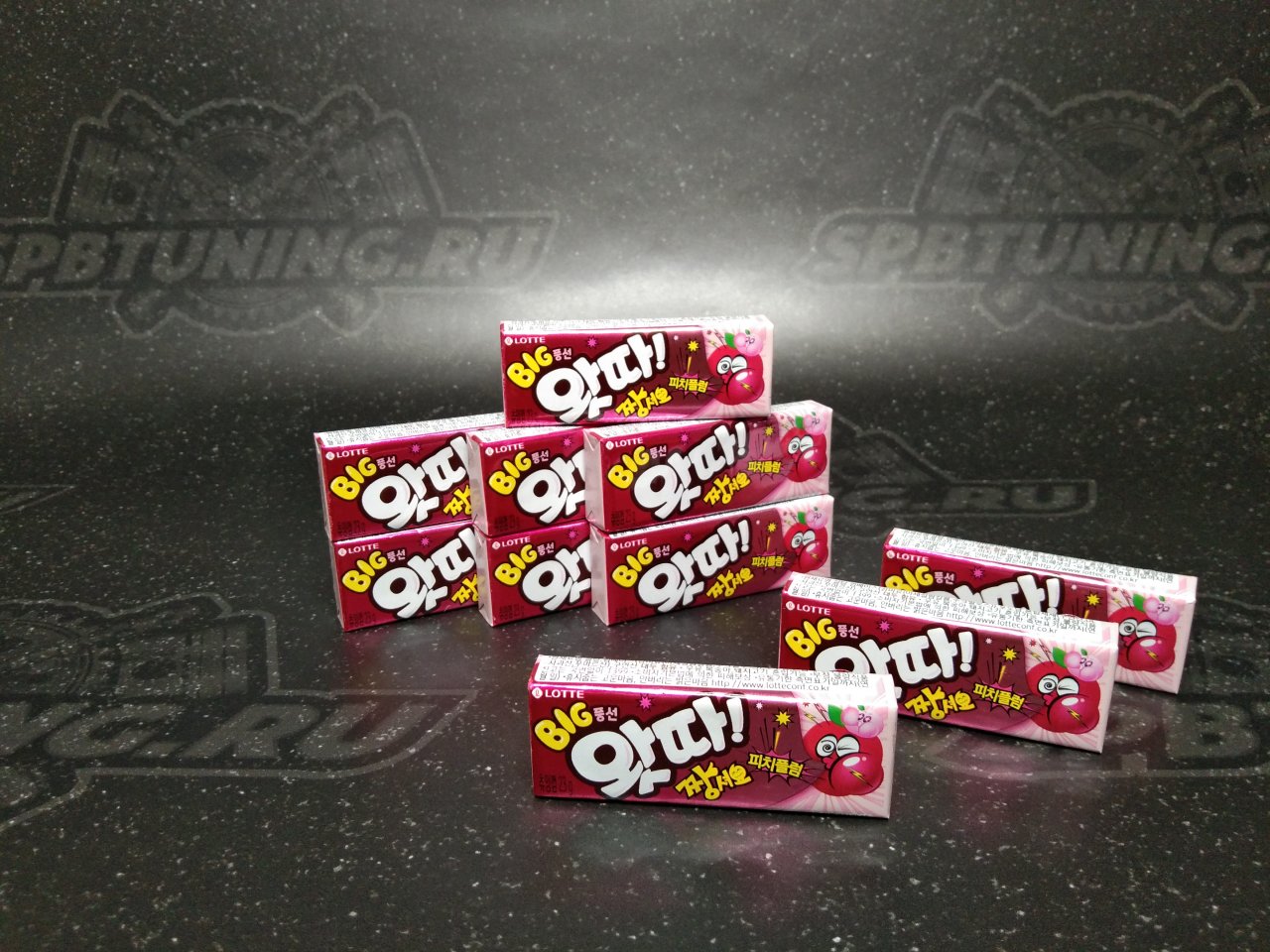 LOTTE Жевательная резинка "WHATTA Big Bubble Gum Peach Plum", вкус персиковая слива, 23гр.