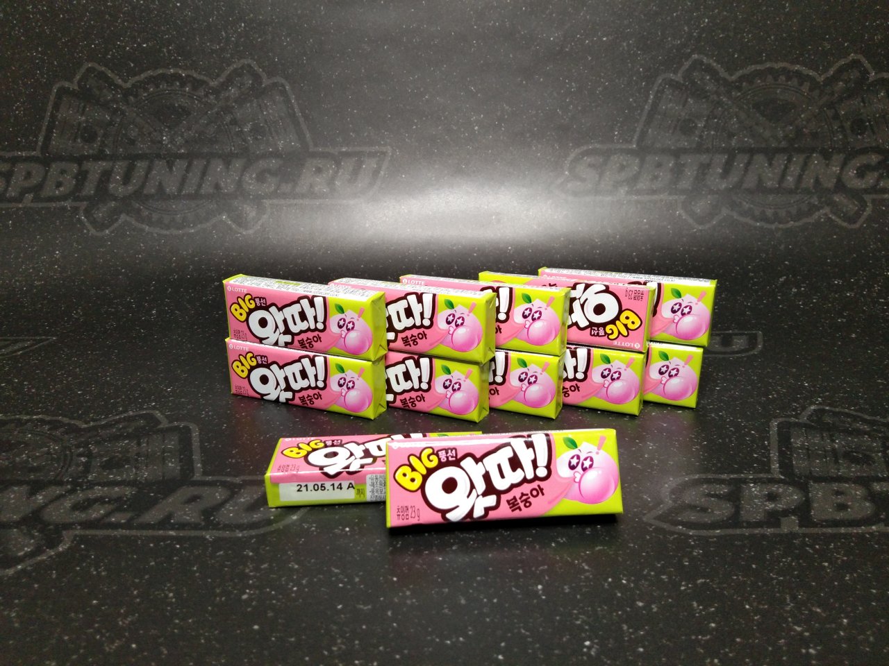 LOTTE жев. резинка "WHATTA Big Bubble Gum Peach", вкус персика, 23 гр.