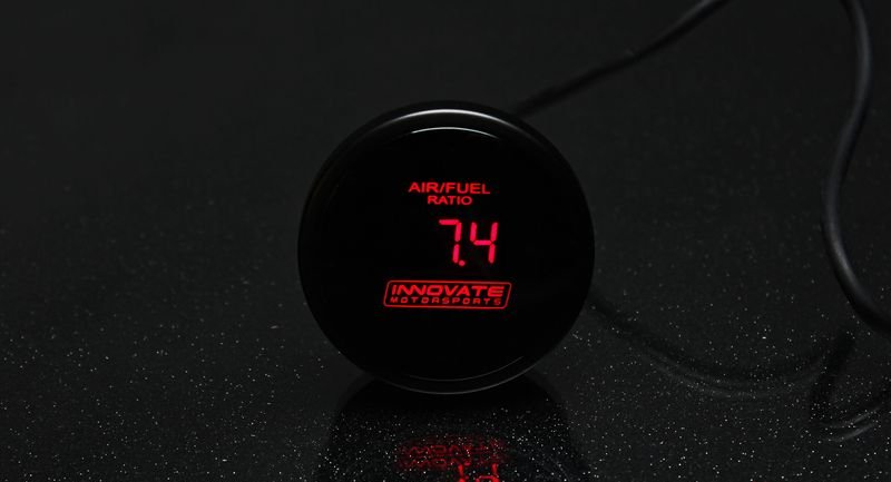 Датчик состава смеси Innovate 3796 красная подсветка, LC-2 ШДК