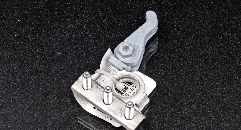 Клемма аккумуляторная трехконтактная быстросъемная &quot;-&quot; АХ-725