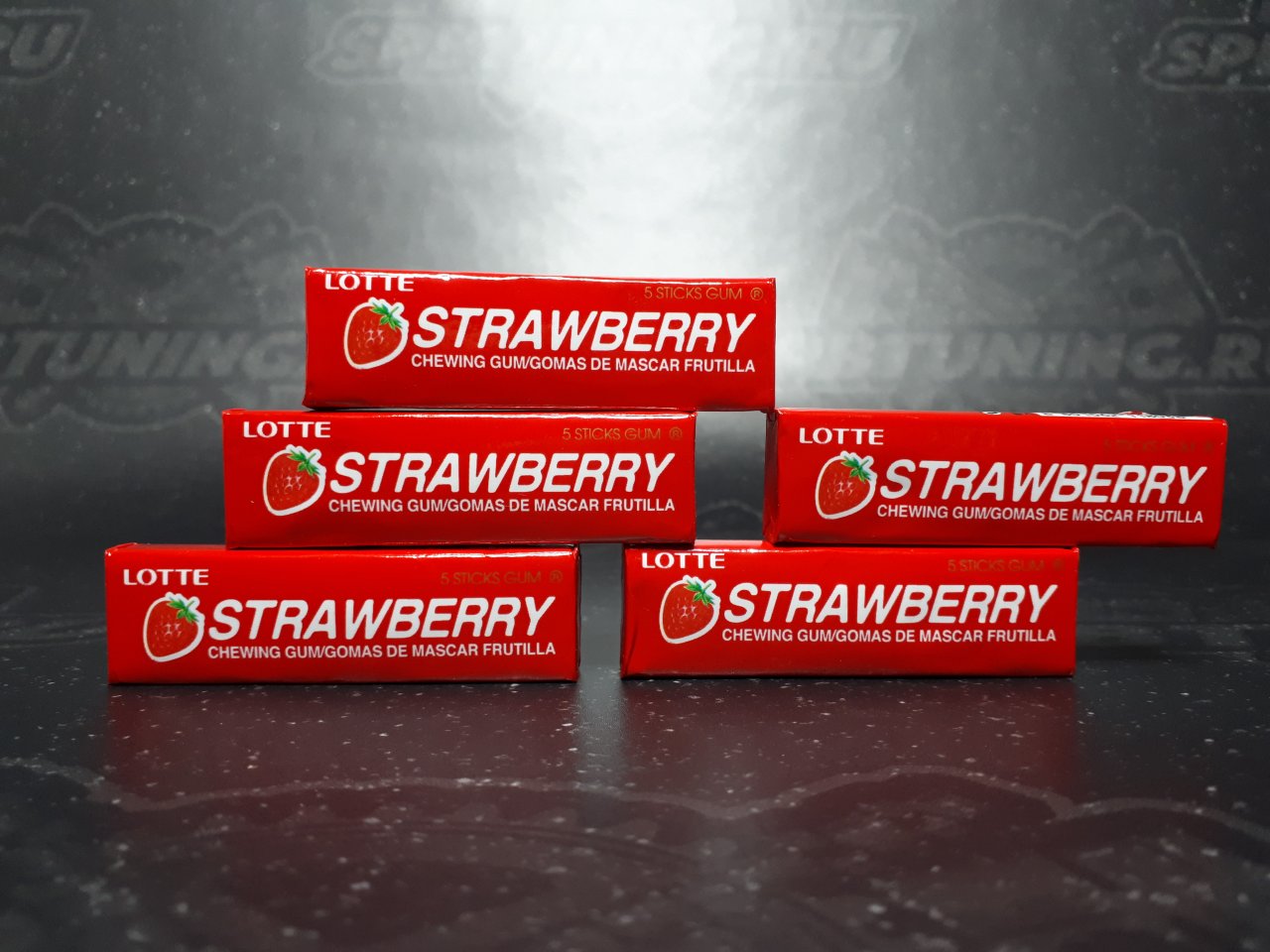 Резинка жевательная Клубника (Strawberry), Lotte, 12,5 гр.