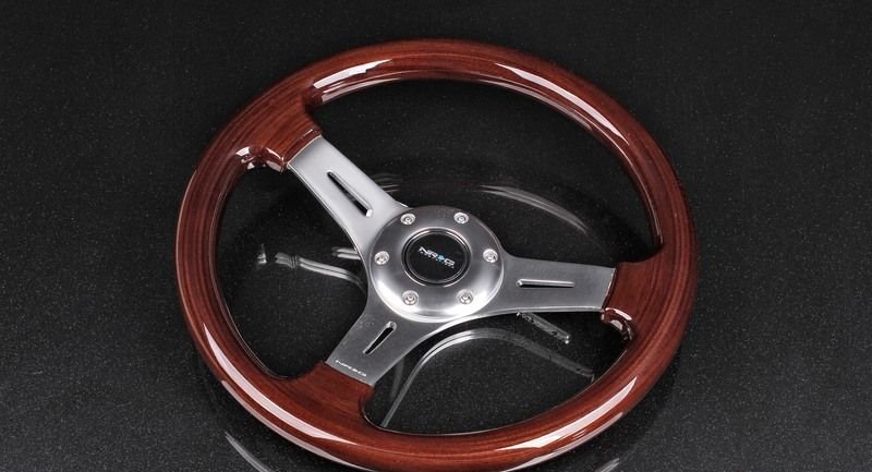 Руль NRG 330 мм, нулевой вылет, дерево 