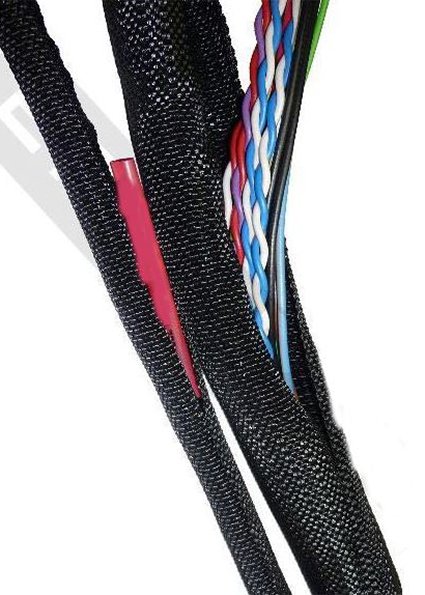 Самоскручивающаяся “змеиная кожа” с разрезом D=10 мм (чёрная)