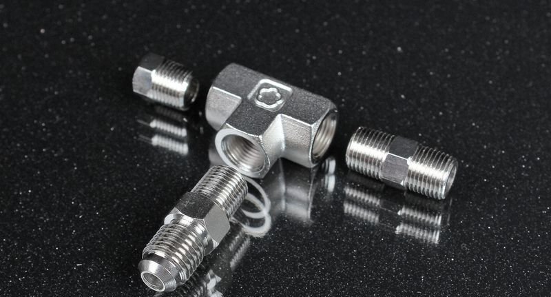 Тройник под датчик давления масла сталь AN4 - 1/8"