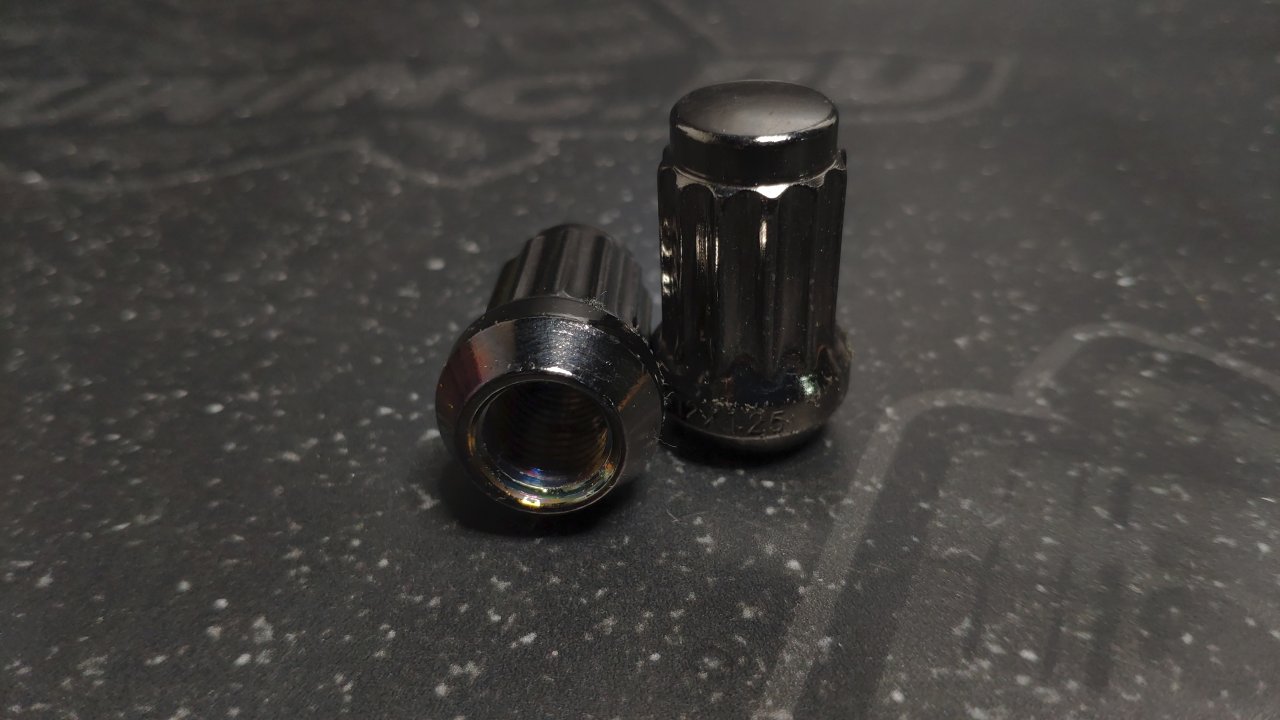 Комплект Гаек колесных M12X1,25 Дымчатый хром, высота 33мм, 12 луч 911144SM20