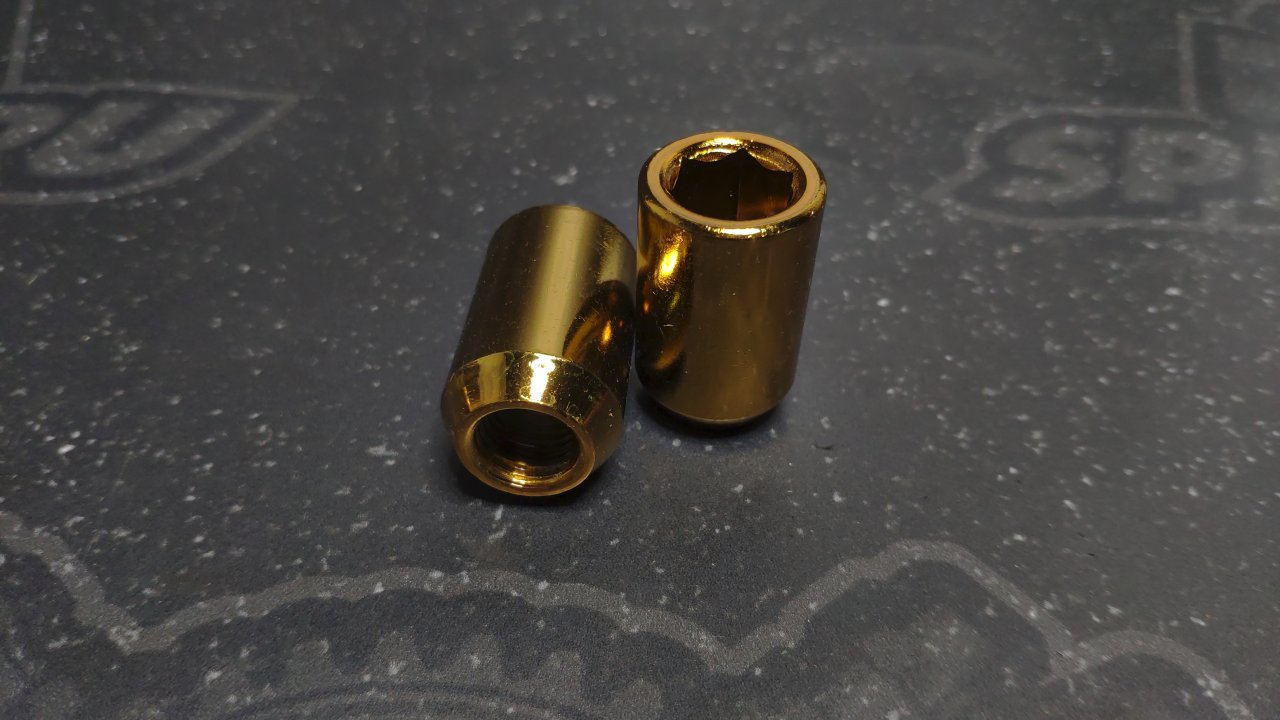 Комплект Гаек колесных M12x1,5 золотые, высота 35мм