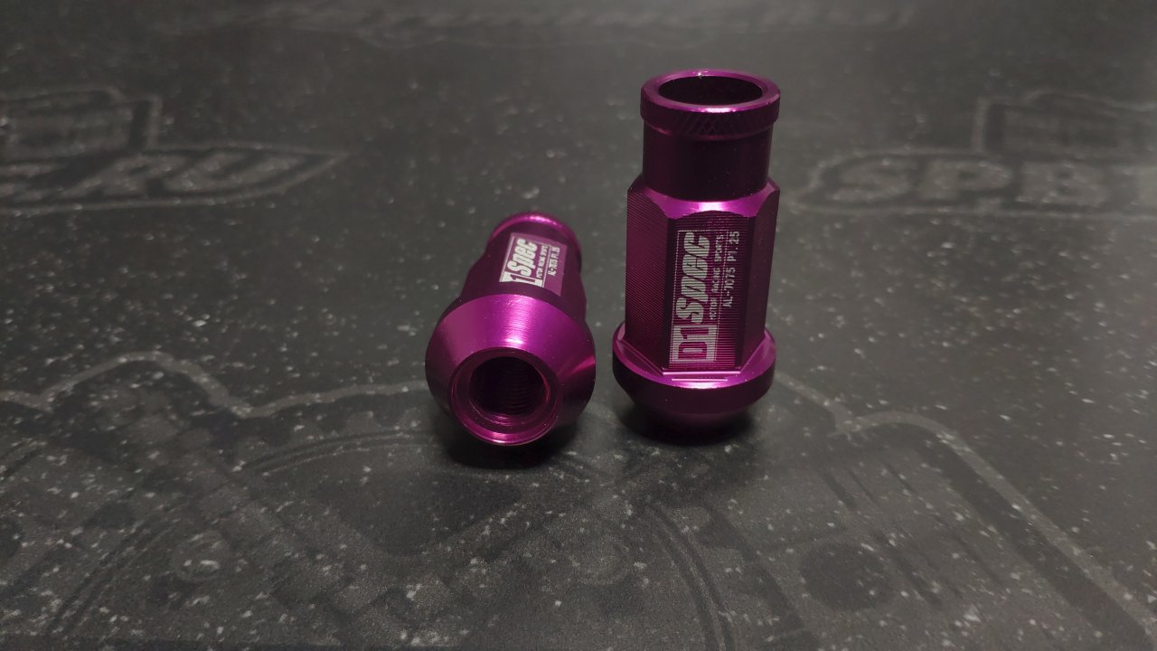 Гайки колесные алюминиевые D1Spec (Разные цвета)