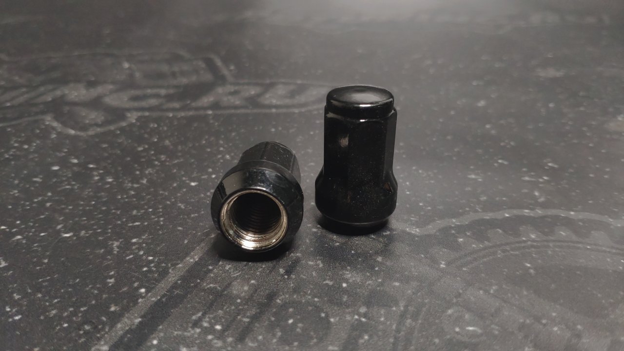 Гайка M12X1,50 Черный, высота 32 мм, семигранник, 