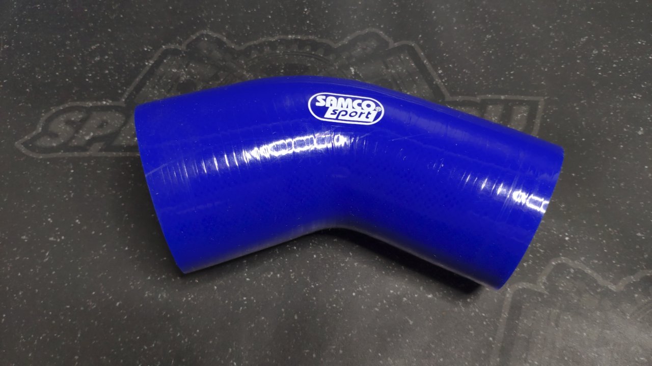 Патрубок-переходник SAMCO 2'-2.25 (57-70мм) 45 градусов