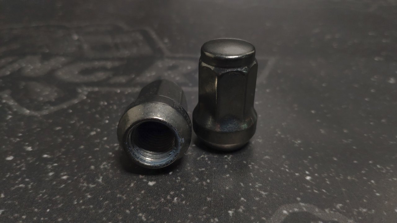 Гайка M12X1,50 Дымчатый Хром высота 32 мм, семигранник