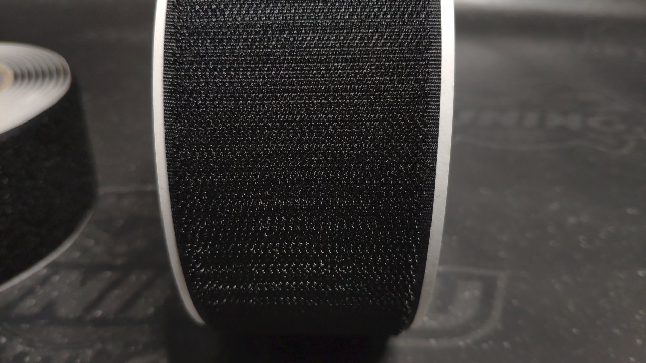 Липучка на клеевой основе Biltema