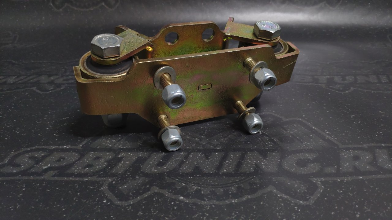 Подушка  / опора АКПП Toyota JZX90-100-110