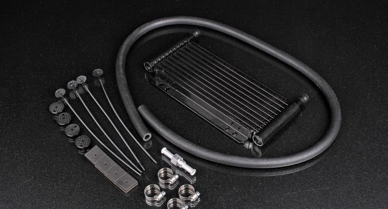 Радиатор масляный универсальный, вход/выход под шланг, 9 рядов 