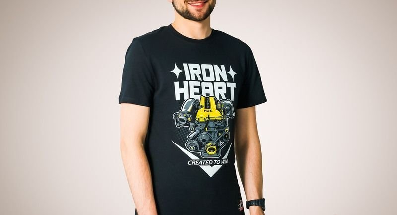 Футболка "Iron Heart", черная, размер - S