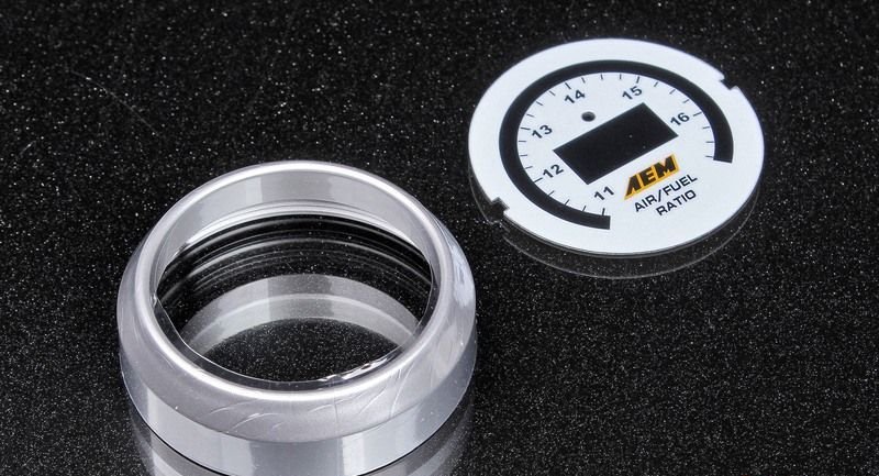 Лицевая панель для датчика состава смеси UEGO V2 , белый/серебряный