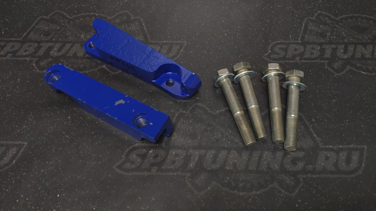 Планшайбы для установки передних тормозных суппортов от Toyota Celsior ucf30 на gx(jzx)90-110 диск 334 мм