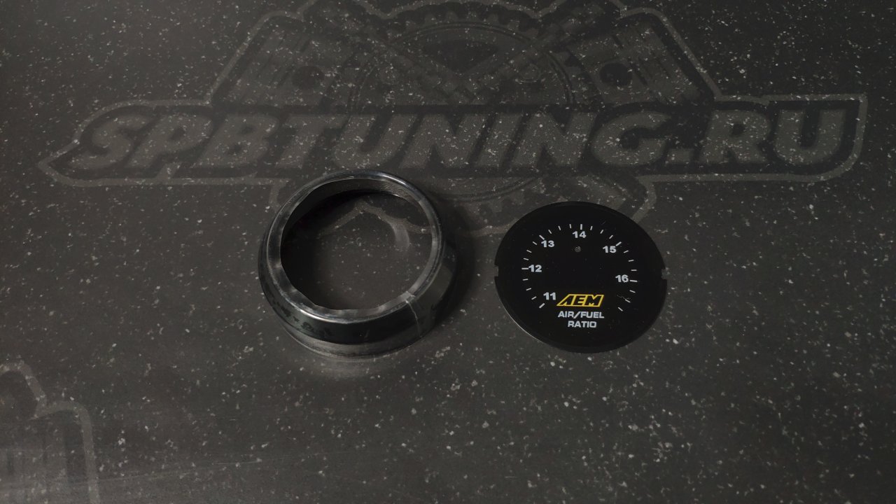 Лицевая панель для датчика состава смеси UEGO V2 , черный