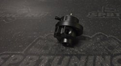 Radium Engineering Регулятор давления топлива, черный