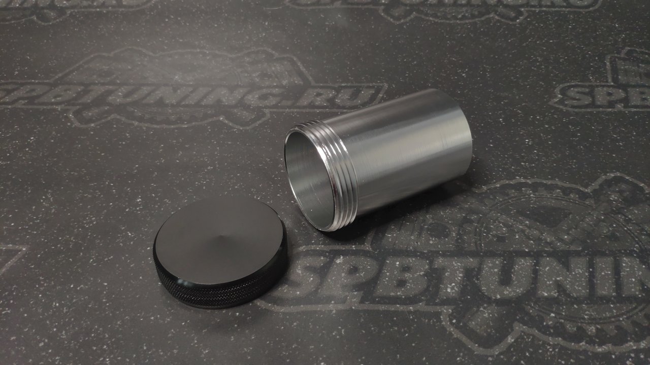 Горловина высокая 48 мм с крышкой резьб. для вварки