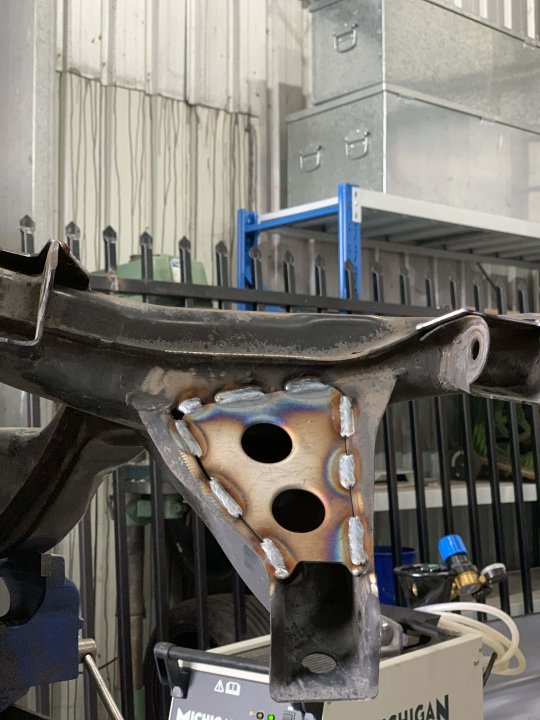 Вварные пластины усиления заднего подрамника для nissan silvia s14 s15 Tuningtoys