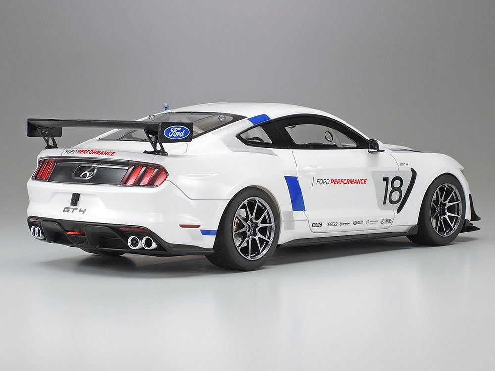 Сборная модель Ford Mustang GT4