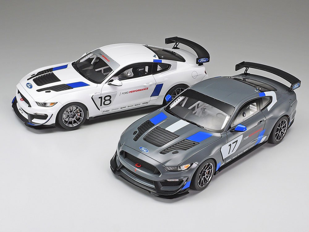Сборная модель Ford Mustang GT4