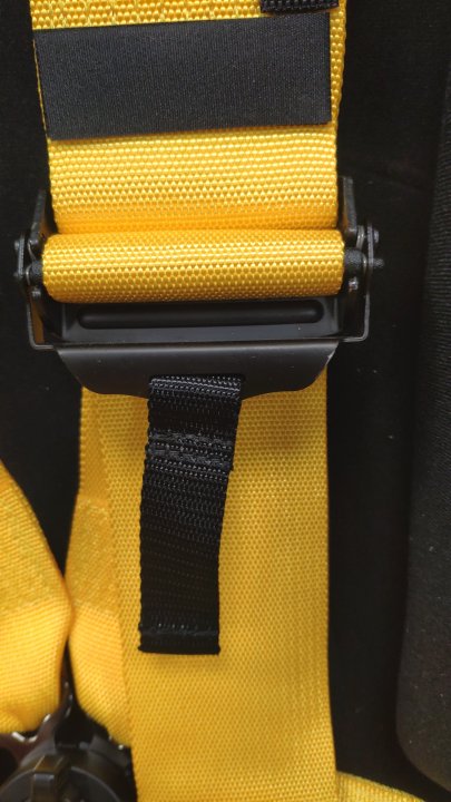 Ремни безопасности QSP Pro-Plus 6-ти точечные, желтые, с омологацией