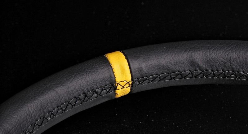 Руль NRG 350 мм, большой вылет, кожа, черная нить