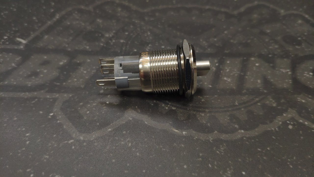 Тумблер с фиксацией двухпозиционный водонепроницаемый  12В 3А - белая подсветка