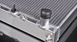 Радиатор алюминиевый Honda Civic EJ/EK/EG 1992-2000, 32мм, диаметр патрубков 32мм 