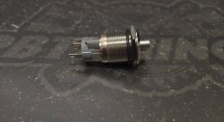 Тумблер с фиксацией двухпозиционный водонепроницаемый  12В 3А - белая подсветка