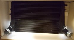 Интеркулер VW Golf 7 1,8-2,0 TSI Wagner style