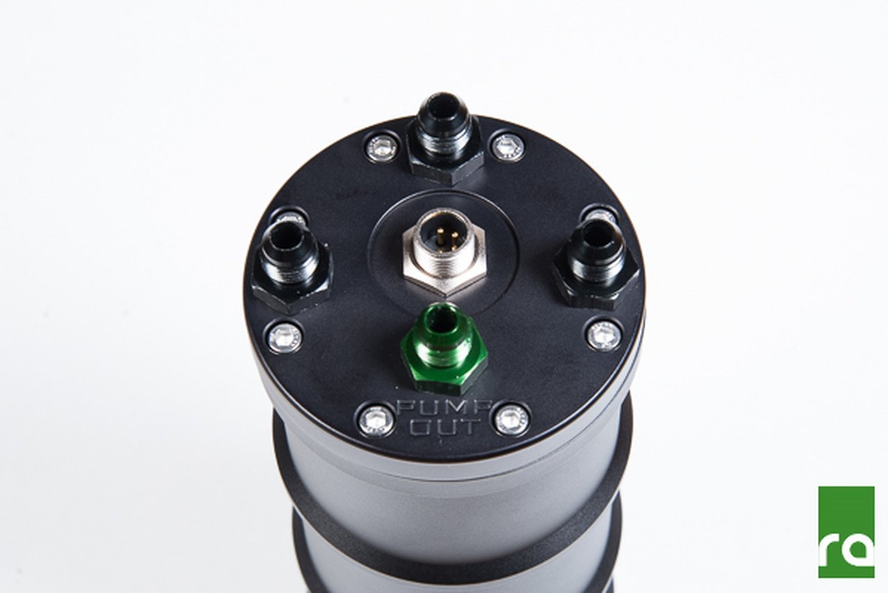 Radium Engineering Бак топливный под один насос Walbro F90000267/274/285 E85 