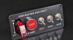 Панель управления карбон, 4 тумблера 2 положения, 1 с защитной крышкой, кнопка запуск двигателя, 12V