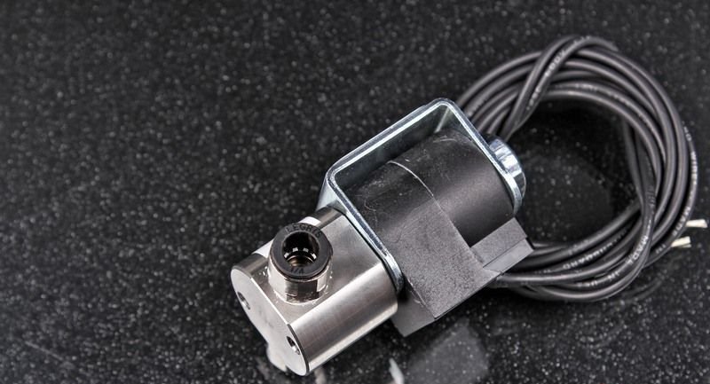 AEM Соленоид для водометанольной системы 30-3326