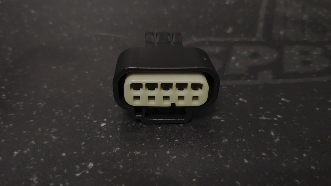 Фишка MAF 5 пинов 90980-11904