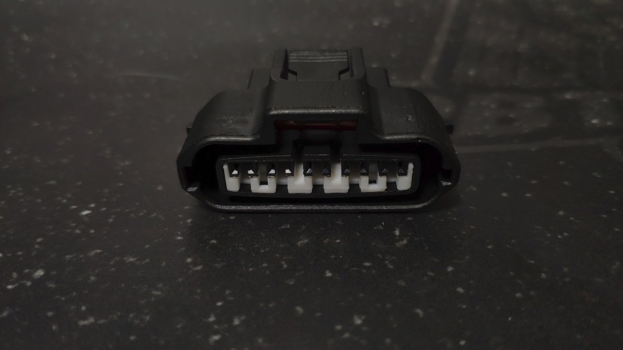 Фишка MAF 5 пинов 90980-11317