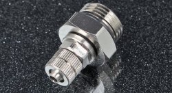 AQUAMIST Фитинг адаптер для подключения насоса водометанольной системы к шлангу 6 мм, под резьбу 3/8&quot; BSPM 806-558