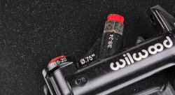 Цилиндр главный тормозной диаметр 0.750" / ход 1,4" универсальный (алюминиевый) 7/16-20" 