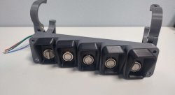 Панель на трубу каркаса универсальная под 5 кнопок