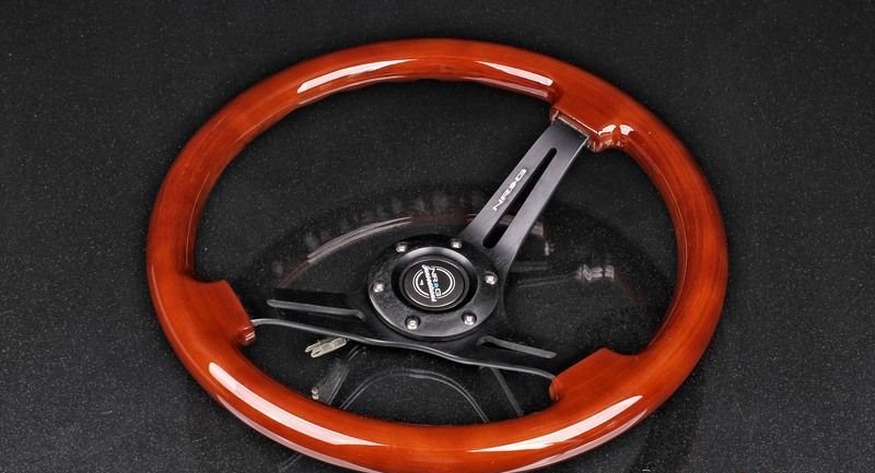 Руль NRG 350 мм, большой вылет, дерево 