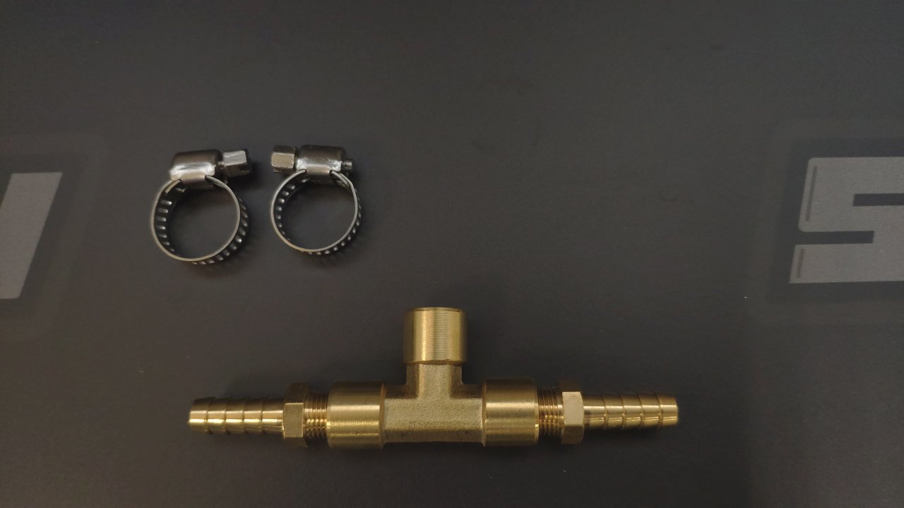 Адаптер для установки датчиков давления под шланг 8мм