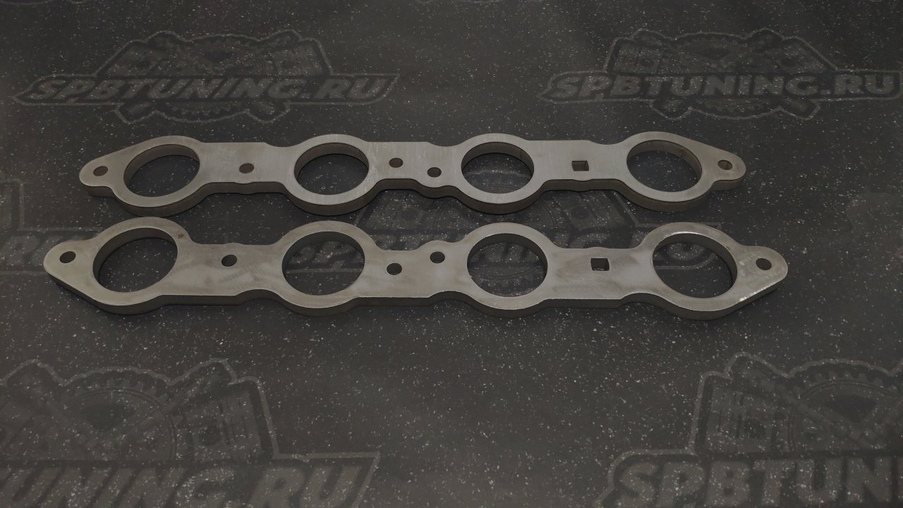 Фланцы выпускного коллектора для моторов LS-серии (пара) нержа 10мм, диаметр окон 44мм