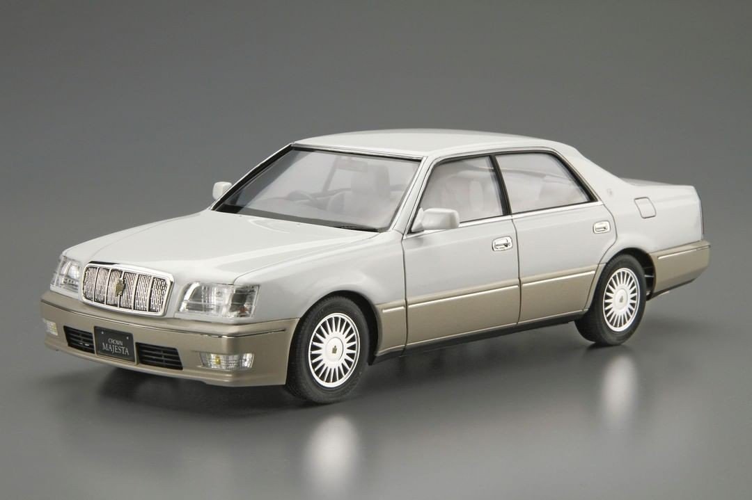 Сборная модель Aoshima TOYOTA UZS151 CROWN MAJESTA C TYPE `98