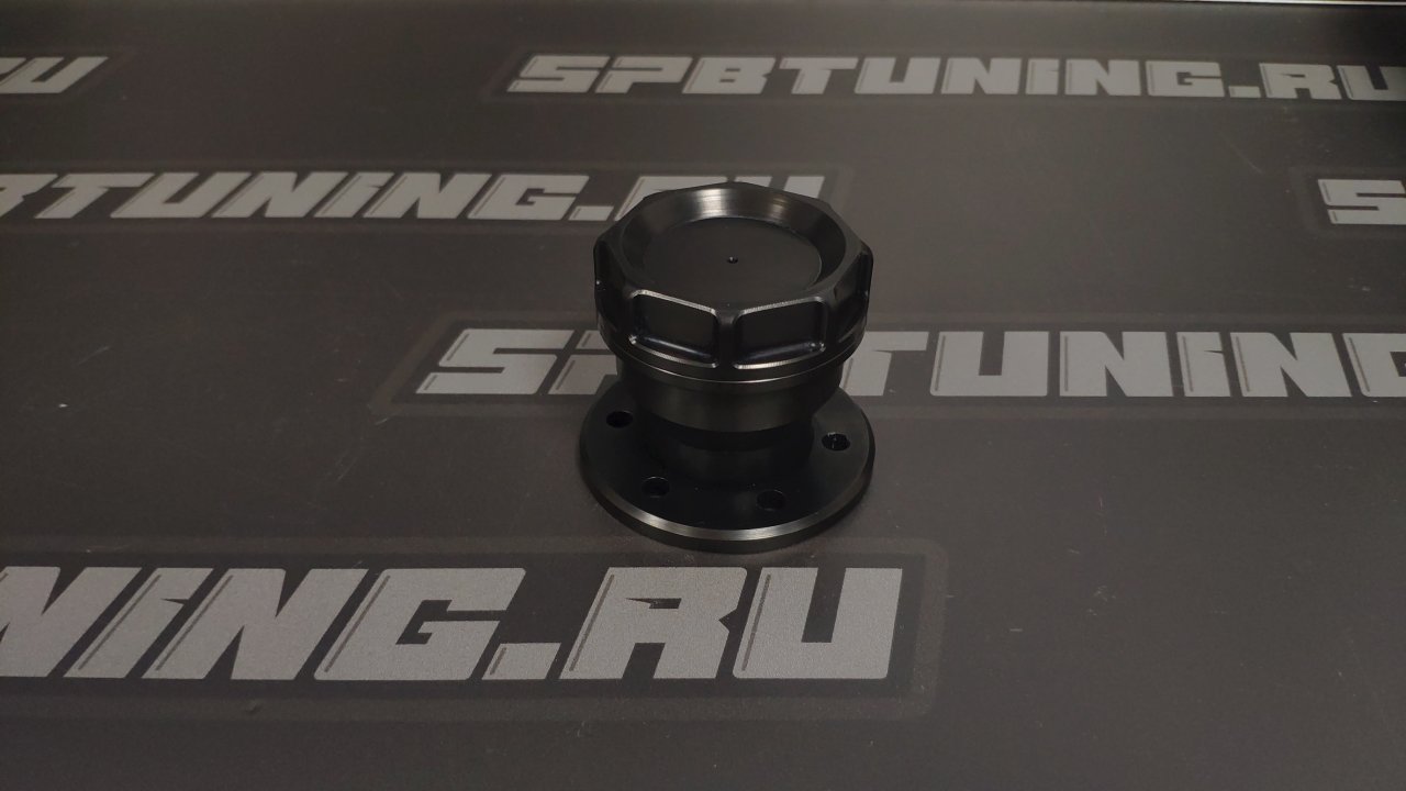 Горловина топливного бака заливная