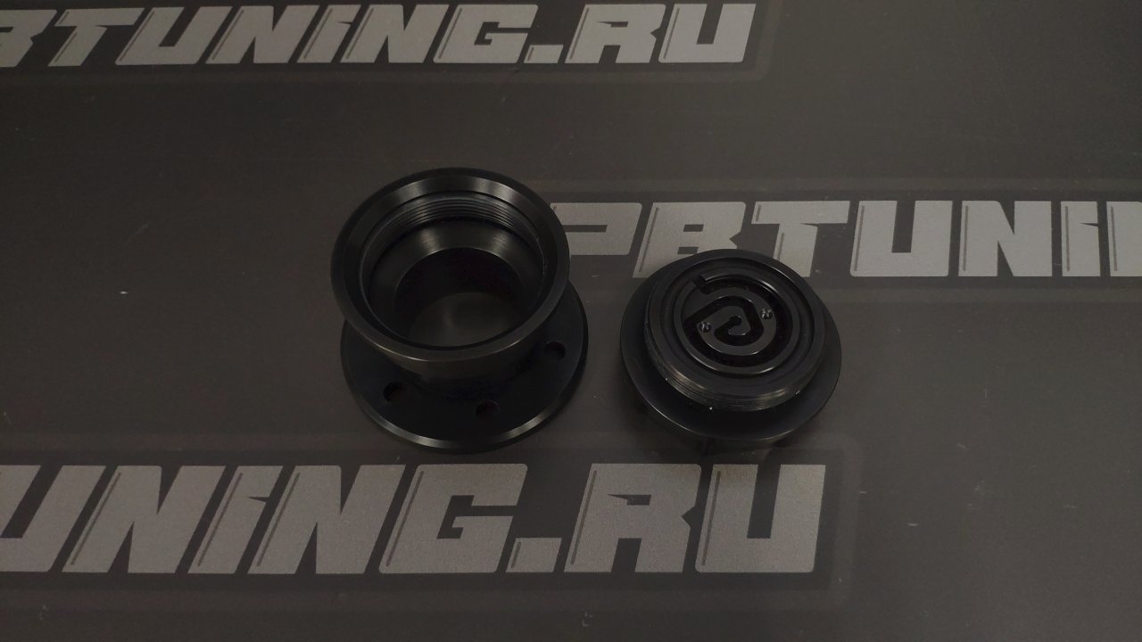 Горловина топливного бака заливная