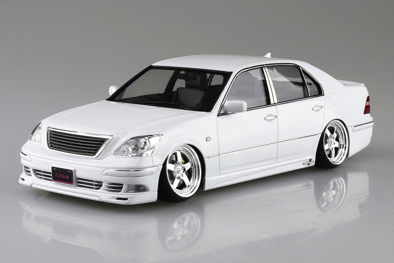 Сборная модель Aoshima K-BREAK UCF31 CELSIOR '03 (TOYOTA)