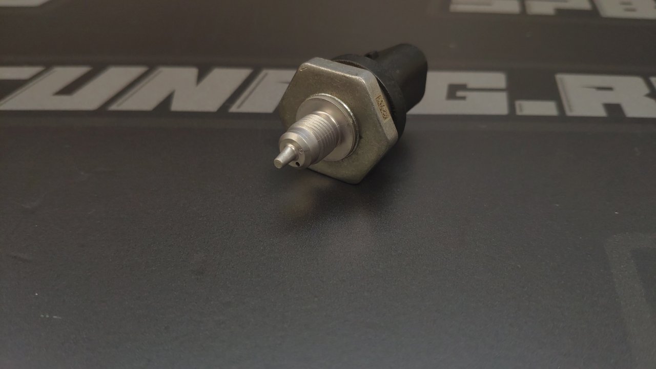 Сенсор Bosch Trapez 2в1 давление 10Bar и температура PST-F 1