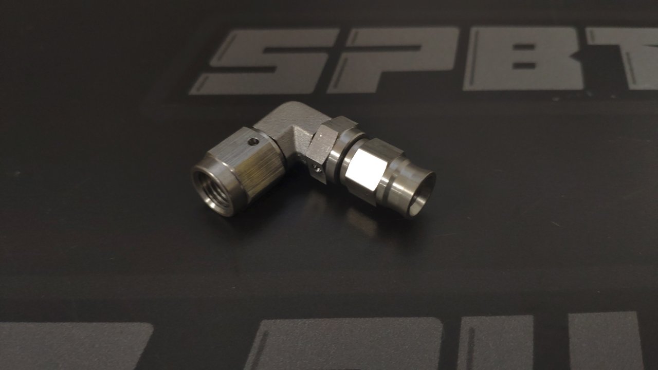 Фитинг мама AN-03 3/8X24 под прямой конус, 90° D-03 нержавеющая сталь